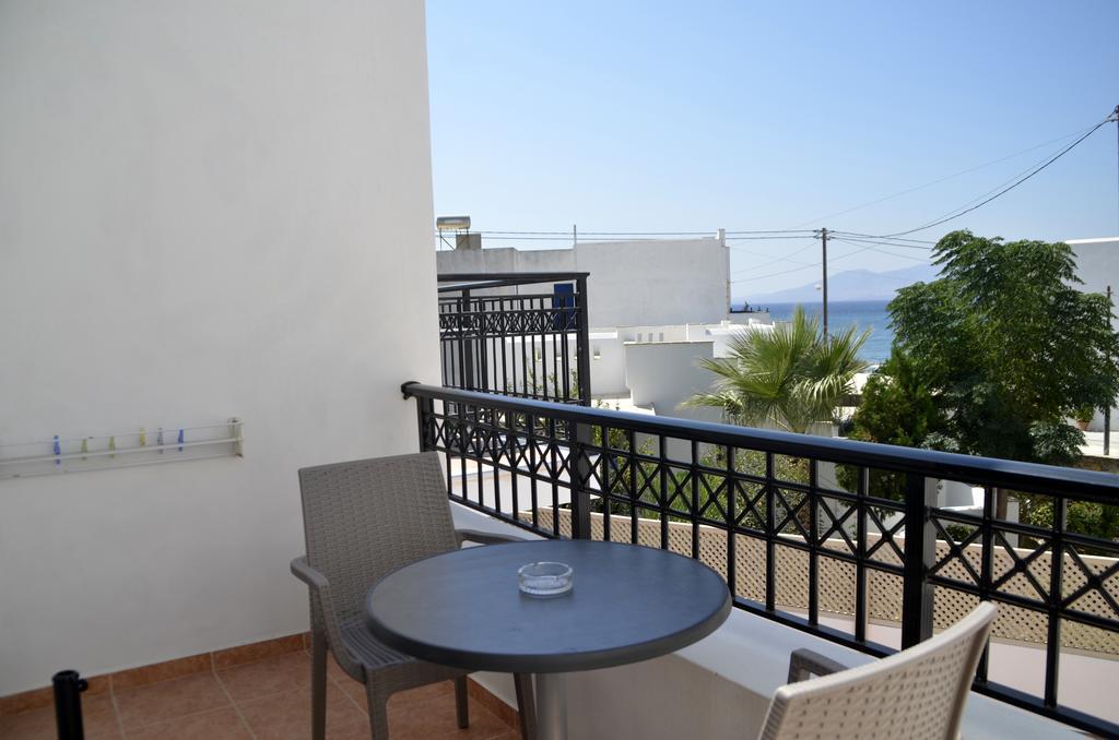 Appartement Alex Mike à Agia Anna  Extérieur photo